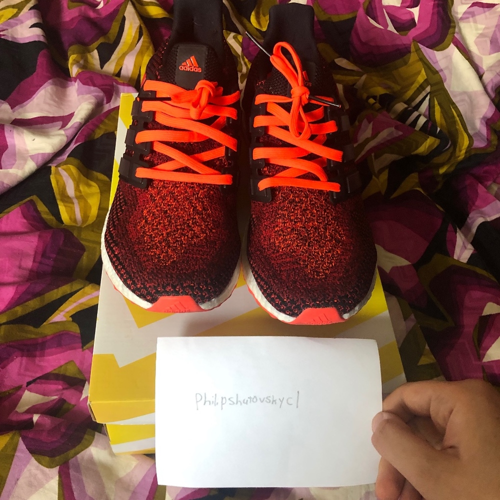 ultra boosts v2 sz 11